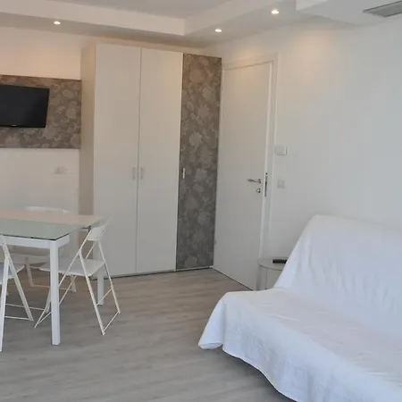 Hotell Thea