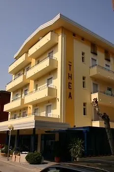 Thea Hotell 3*