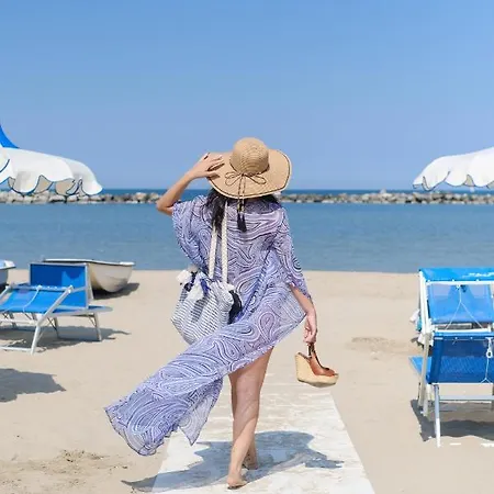 Ξενοδοχείο Hotel Thea