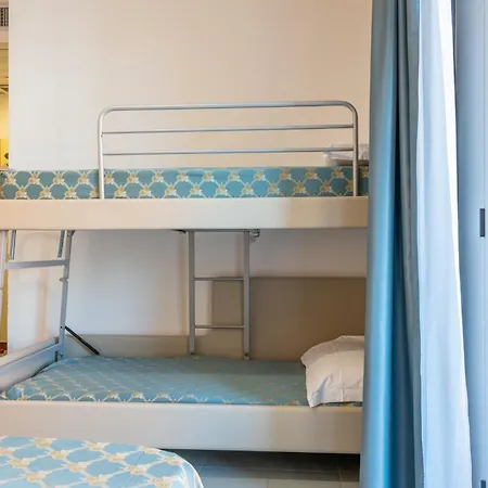 Hotel Thea Μπελάρια-Ιτζέα Μαρίνα